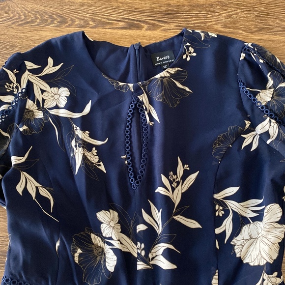 Bardot blue floral mini dress size 8 - Picture 2 of 4